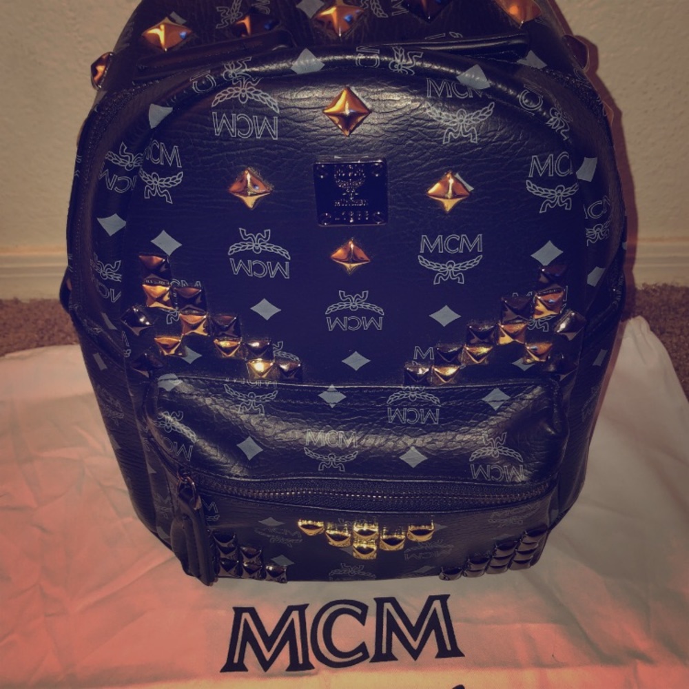 MCM BAG PRACTICALLY NEW
